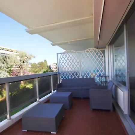 Bright Cocoon With Pool Near The Sea Appartement *